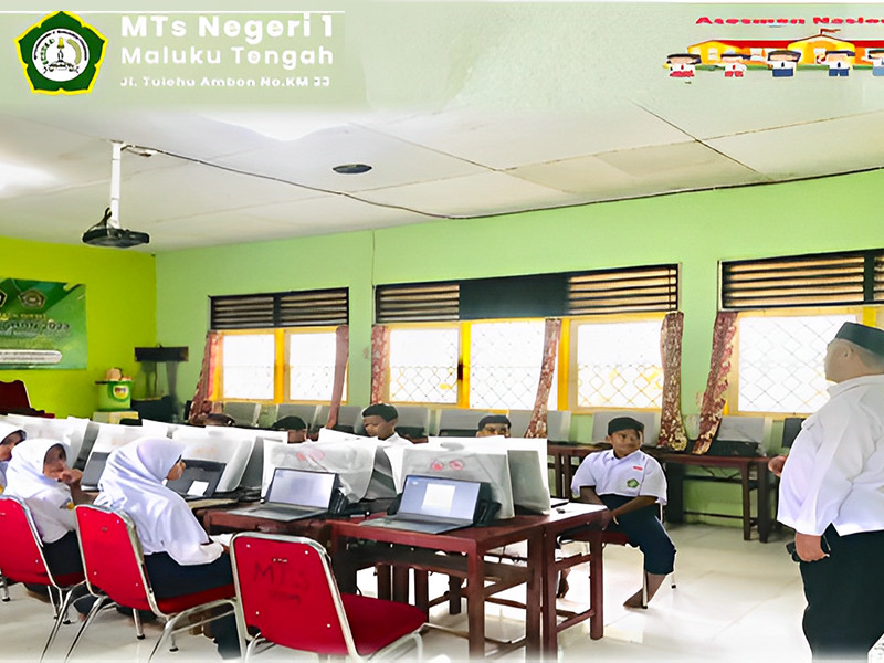 MTsN 1 MALUKU TENGAH MENGIKUTI SIMULASI  ANBK TAHUN AJARAN 2023