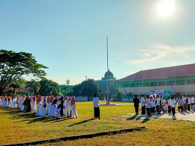 Upacara Bendera Menyambut Hari SANTRI Nasional 2023