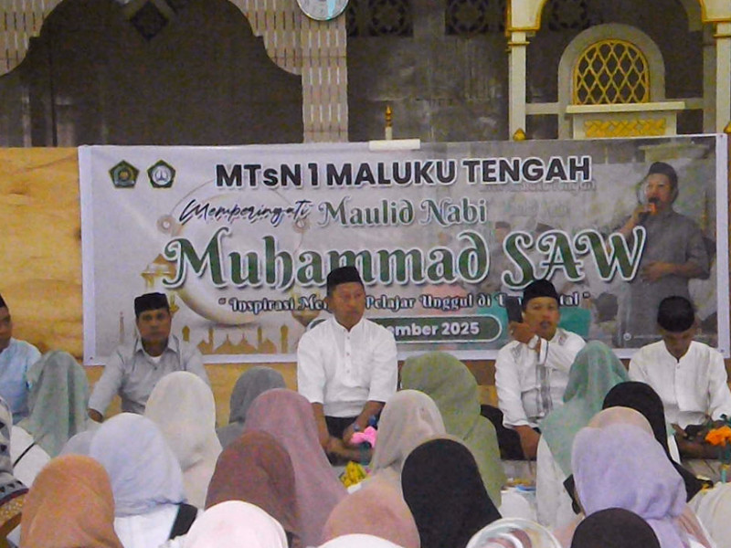 MTsN 1 Maluku Tengah Memperingati Maludi Nabi Muhammad SAW