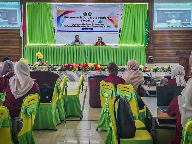 MGMP MTsN 1 Maluku Tengah Dorong Pembelajaran Humanis dan Peduli Lingkungan